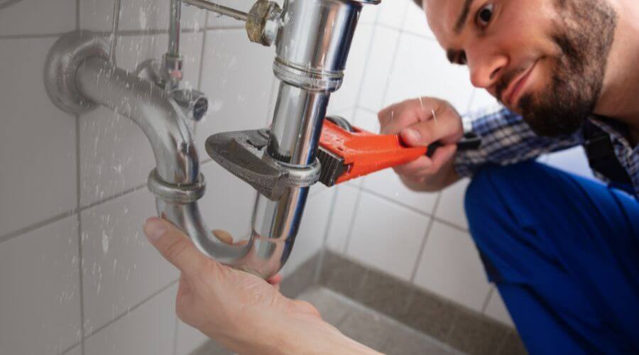 Expert burst pipe repair services in Sixes, OR